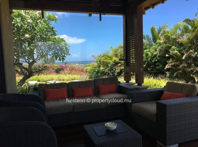 Villa vue mer avec accès plage