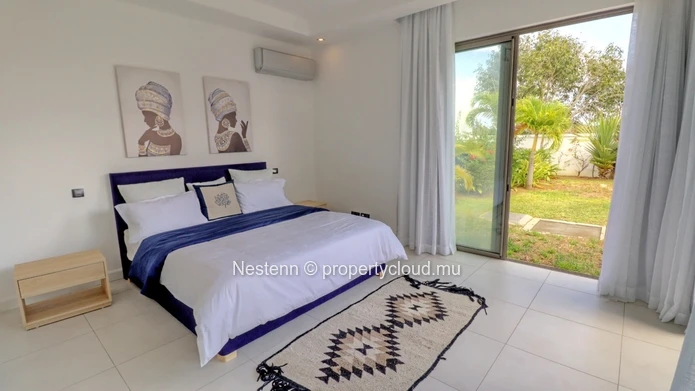 Villa contemporaine de 4 chambres en résidence sécurisée. 