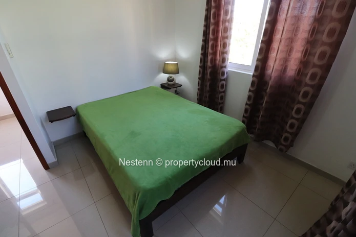 Domaine résidentiel avec 1 villa et 4 bungalows - Avec permis.