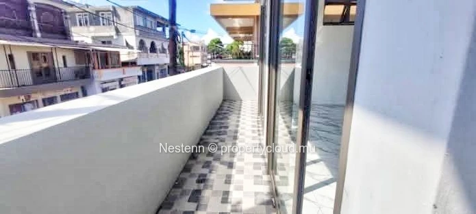 Commercial space of 67 m² 