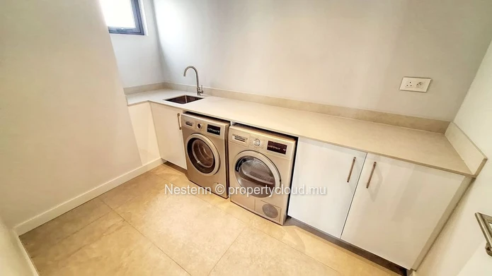Brand new apartment of 2 bedrooms close to amenities