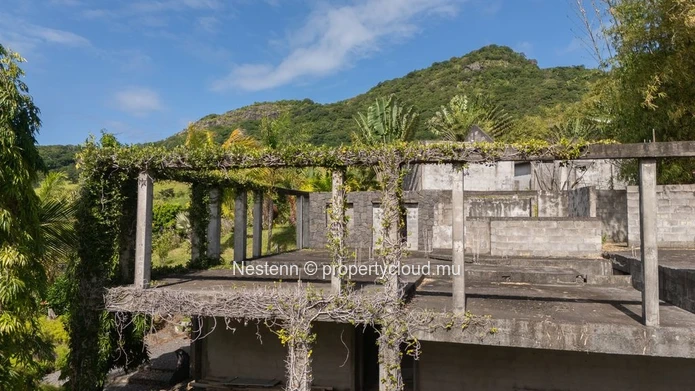 Domaine avec vue sur mer comprenant 17 chalets dans un cadre tropical luxuriant