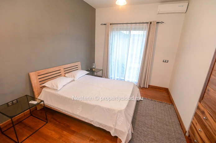 Villa contemporaine de 3 chambres dans un domaine sécurisé 