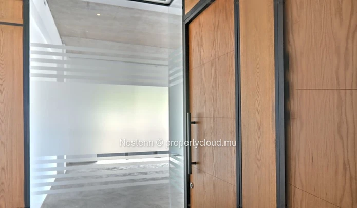 Bureau de 60 m² à aménager 