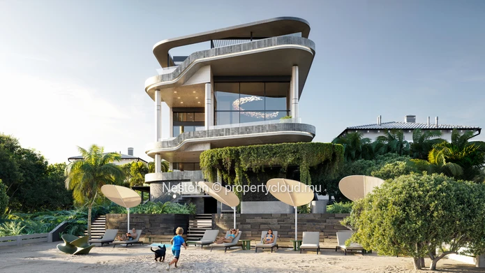 Beach Front Two-storey, 293 m² ground-floor apartment - Garden View