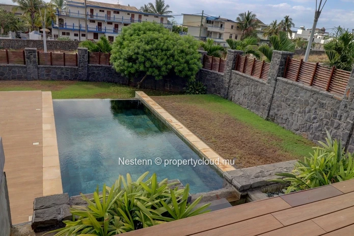 Élégante villa de 446 m² 
