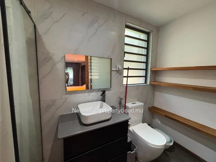 À louer – Charmant appartement en rez-de-chaussée à Bain Bœuf