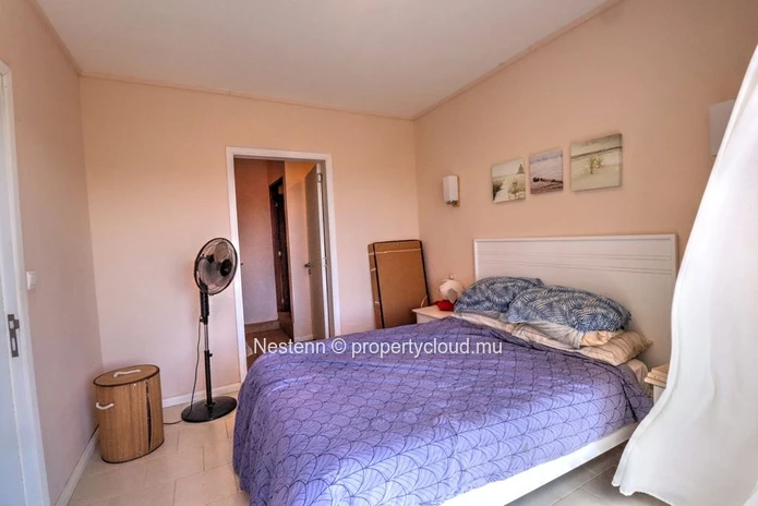 Penthouse moderne avec 2 chambres et proche des commerces 