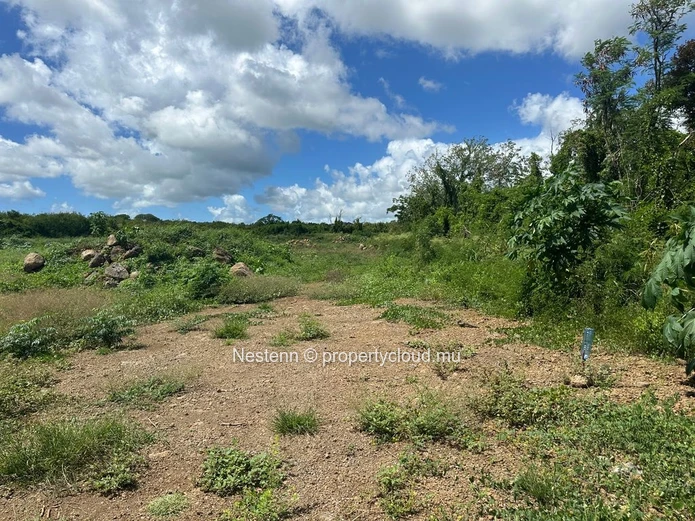 Exceptional Land of 200 perches for upscale project 