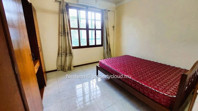 Spacious traditional apartment with 2 bedrooms