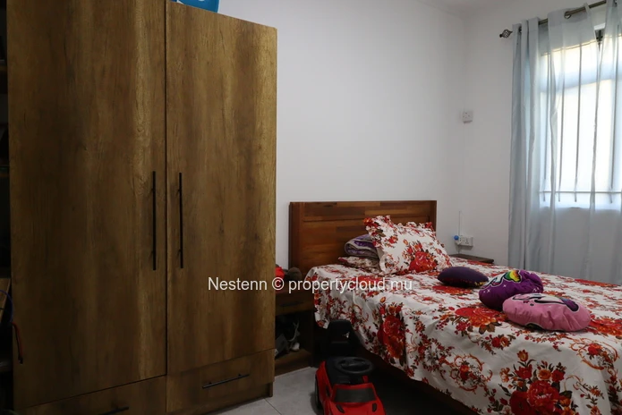 Villa familiale de 5 chambres dans un quartier résidentiel calme 