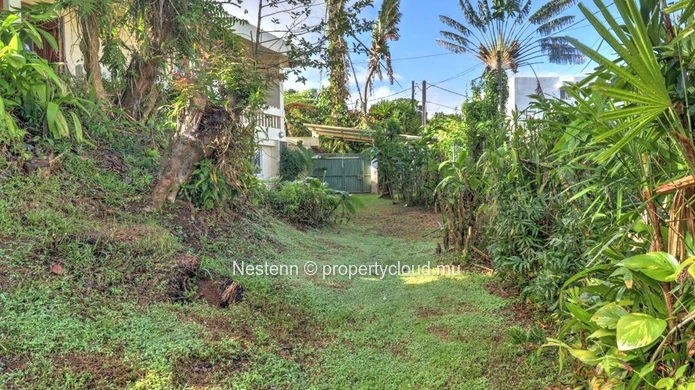 Traditional single-storey villa with 4 bedrooms