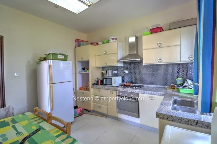 3-bedroom en suite apartment with sea view 