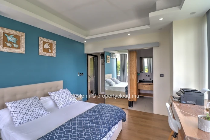 Belle villa de 3 chambres vendue avec une licence touristique idéalement