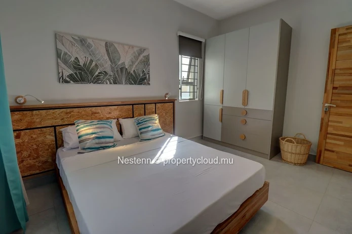 Beautiful, newly built single-storey villa with private pool, in a quiet residential area