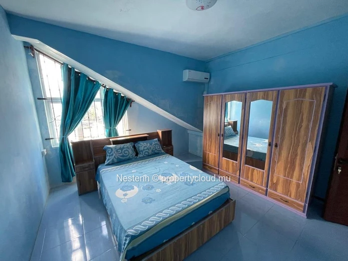 Charmante maison de 253,25 m2 proche de la plage 