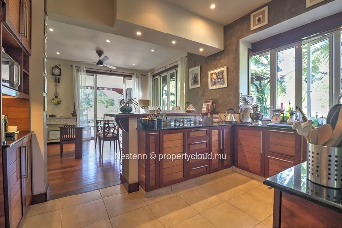 Villa de 3 chambres au sein d'un domaine golfique de renom.