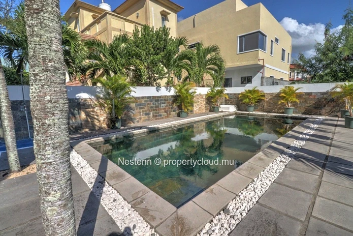 Complexe résidentiel moderne avec 6 appartements