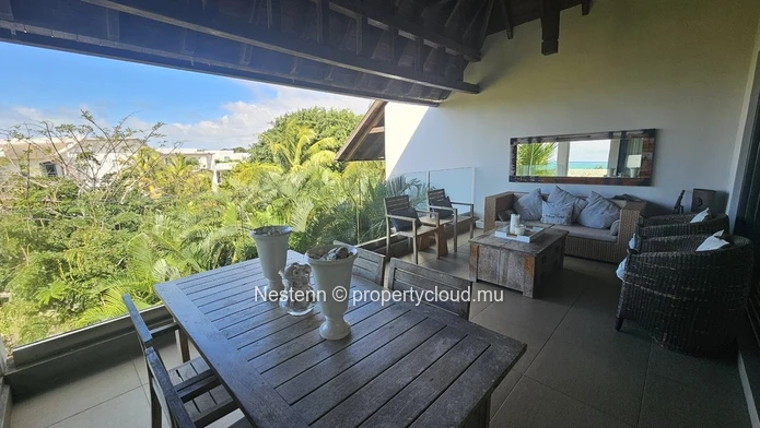 Superbe penthouse avec vue imprenable sur la mer et équipements adaptés aux familles