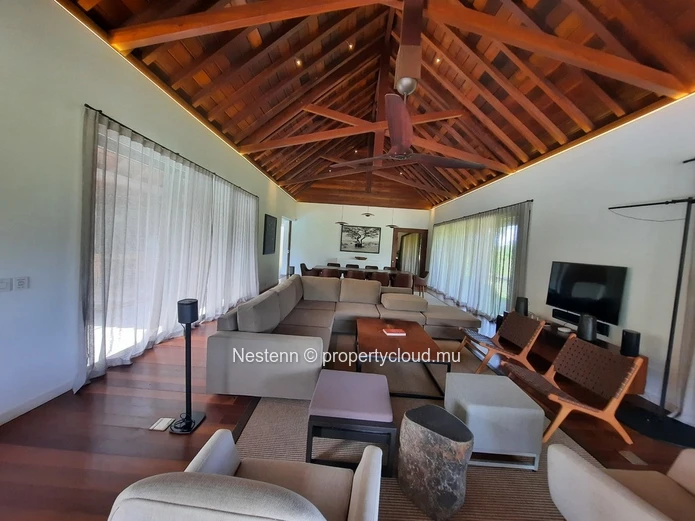 Villa Banyan, 5 bedrooms and golf view,