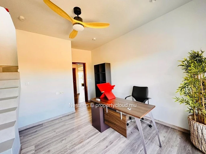 Villa duplex moderne de 4 chambres 