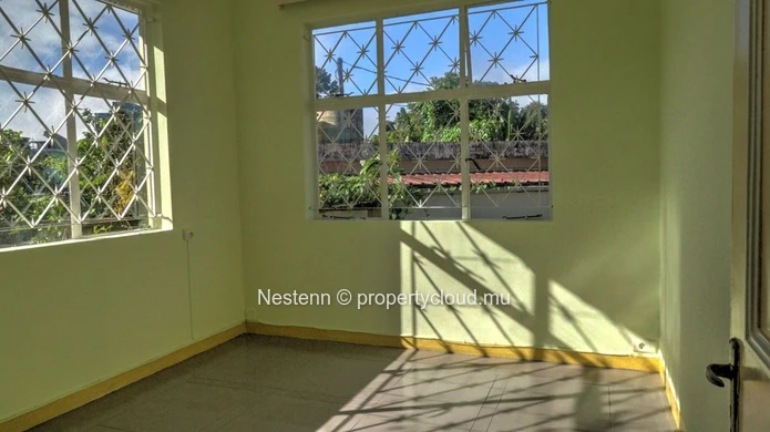 Traditional single-storey villa with 4 bedrooms