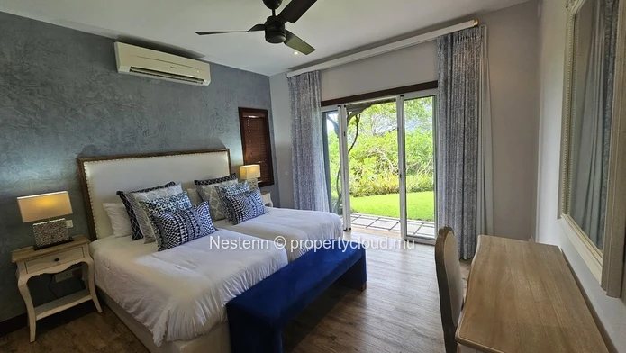 Villa de luxe de 5 chambres avec vue sur la mer 