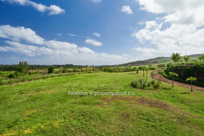 Terrain residentiel de 1000 m²
