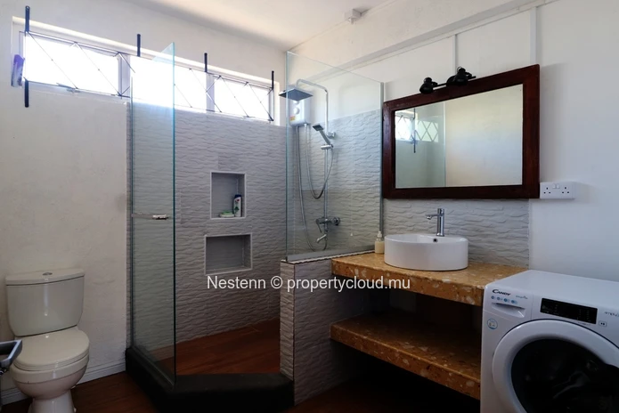3-bed apartment close to the beach