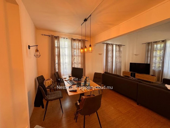 Contemporary duplex villa with 4 bedrooms in a quiet area.