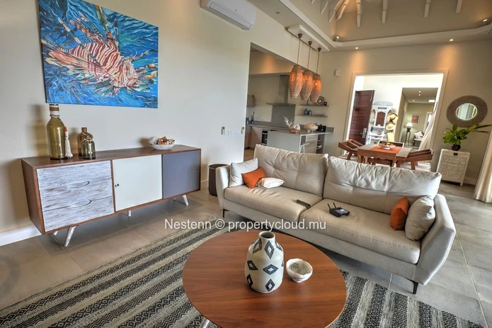Une villa unique, où modernité et charme tropical se rencontrent.