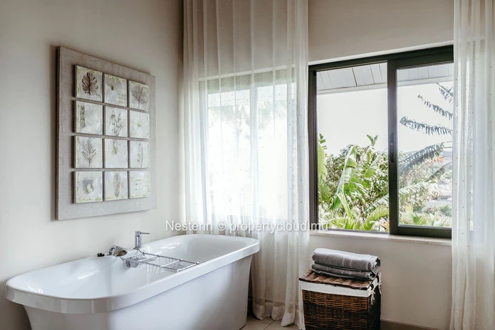 Fabuleuse villa coloniale de 6 chambres avec piscine privée dans un luxueux domaine de golf 