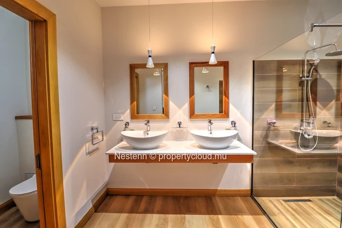 Splendide villa de 4 chambres dans un domaine sécurisé
