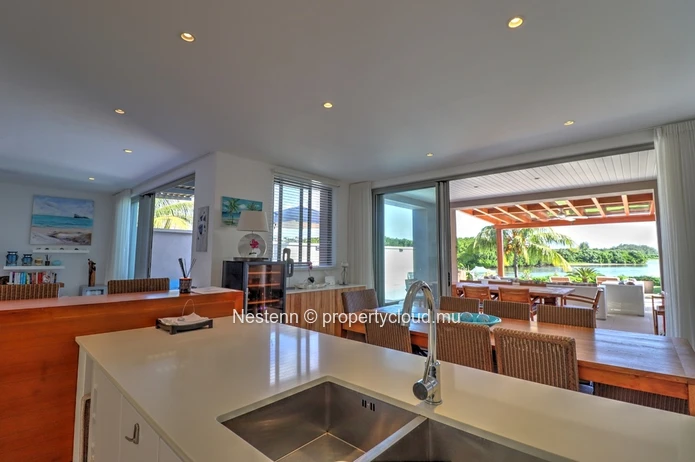 Luxueuse villa de 4 chambres avec accès privé à la mer