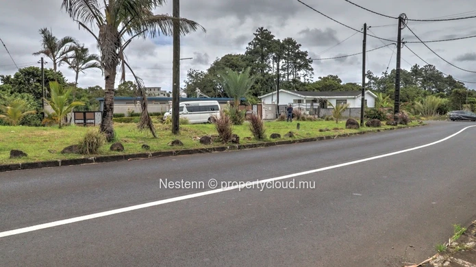 Plot of land of 437m2