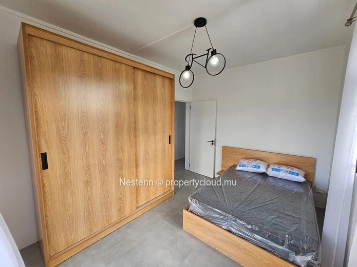 Maison neuve dans un lotissement résidentiel calme 