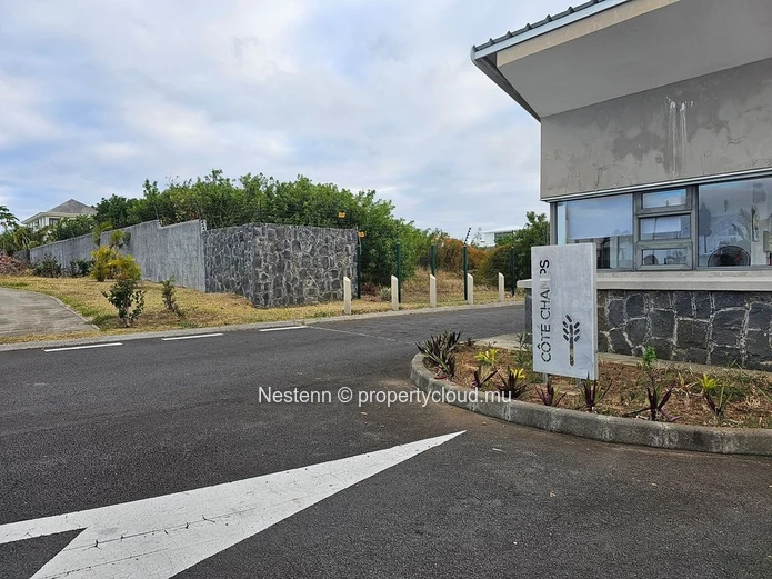 Terrain rare et recherché de 18,5 perches