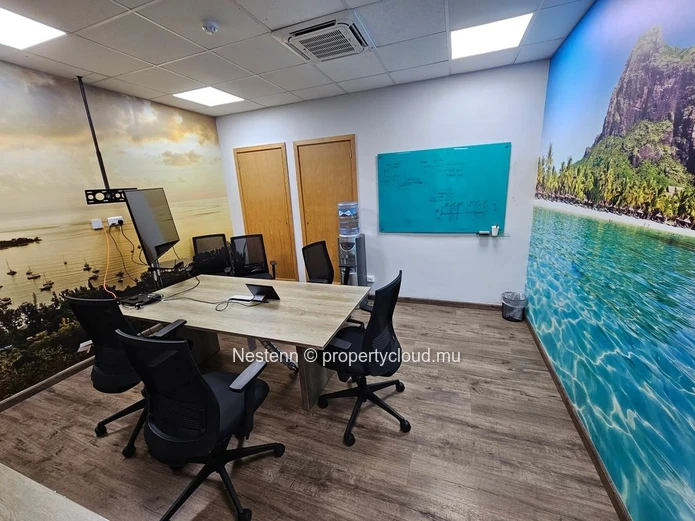 Office space of 668 m² 