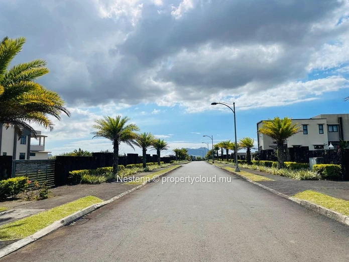 Sought-after residential plot of 638m2