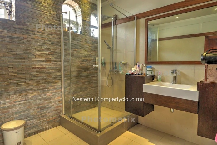 Furnished house of 5 bedrooms
