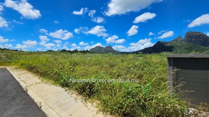 Nice plot of land of 513m2