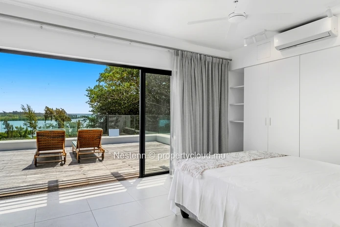 Superb 3-bedroom penthouse nestled in a secure residence