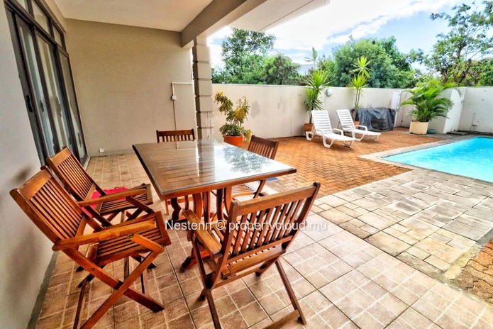 Élégant duplex 3 chambres avec piscine privée 