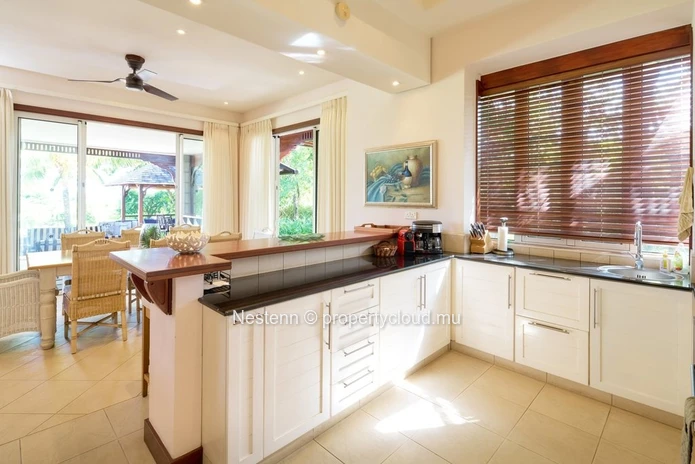 4 bedrooms villa with private pool and garden in a golf estate