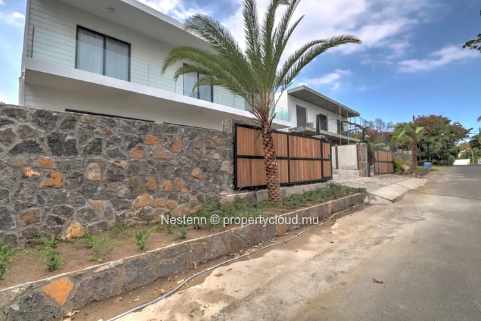 Villa moderne et luxueuse dans un emplacement privilégié