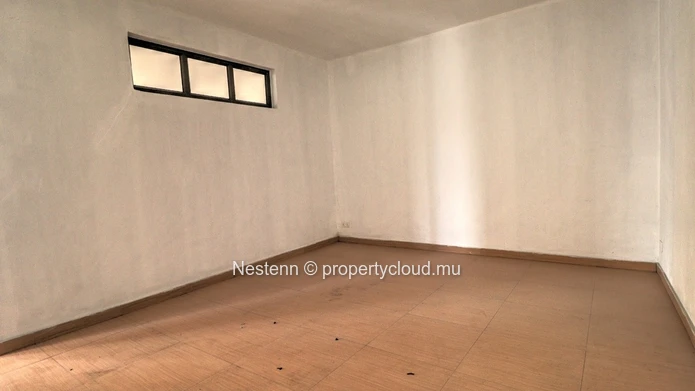 Commerce of 110m2