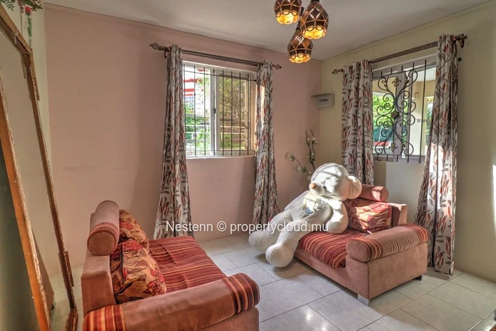 Magnificent waterfront property of 5 bedrooms