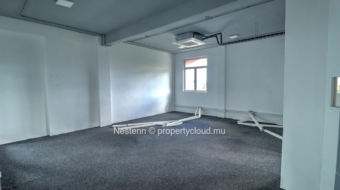 Office of 400m2
