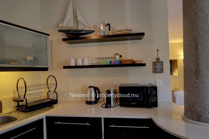 Contemporary 2-bedroom duplex in a secure lakeside residence