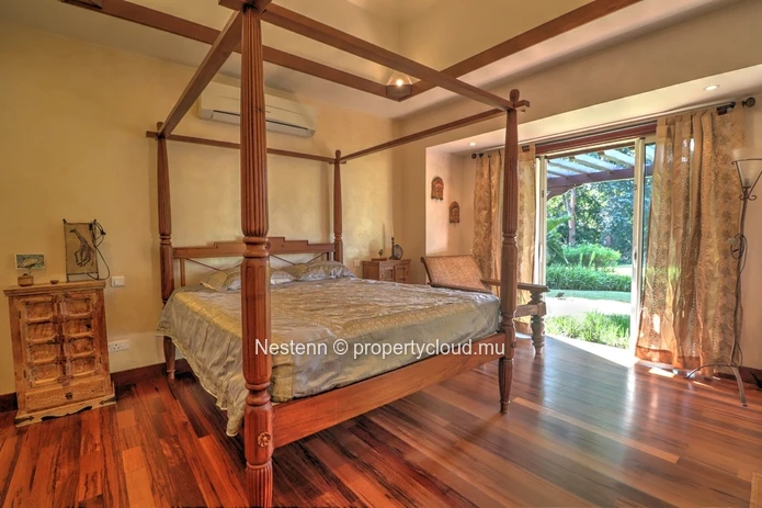 Villa de 3 chambres au sein d'un domaine golfique de renom.